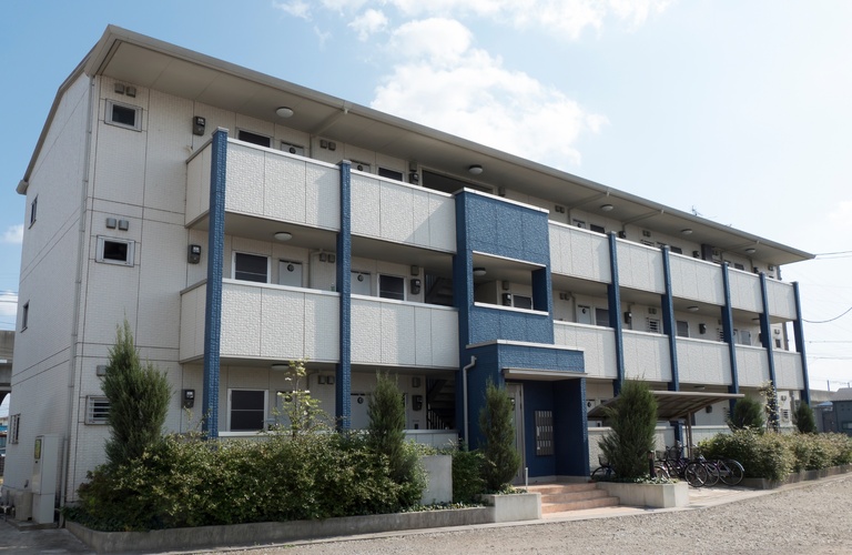 足場の仕事の求人中で遠い方には寮の準備も可能 | 横浜で建設の求人なら未経験歓迎の株式会社トラストサービス